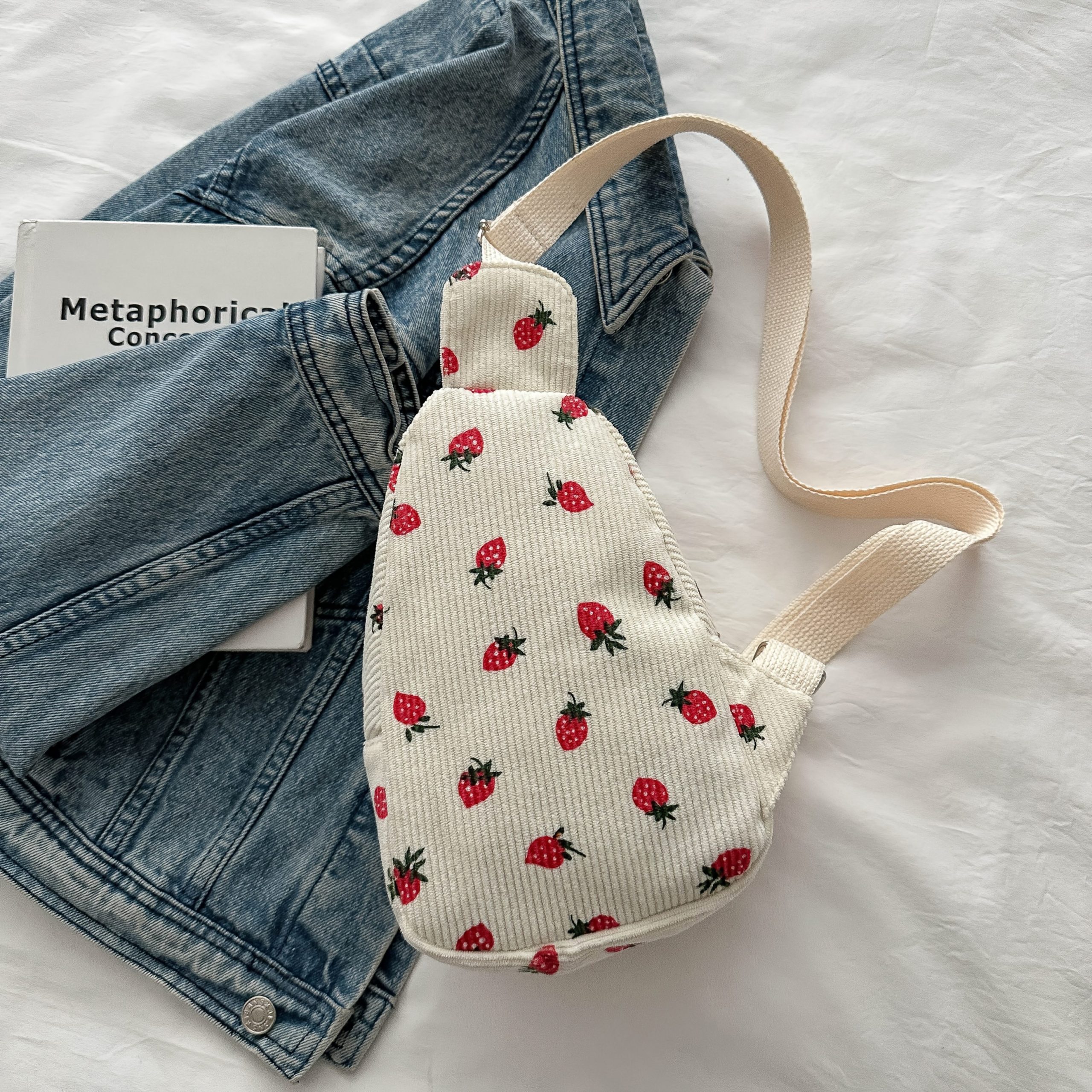 1pc Strawberry Pack White Women'S Body Bag Waist Pouch Coin Purse Zipper Multi - Image 2